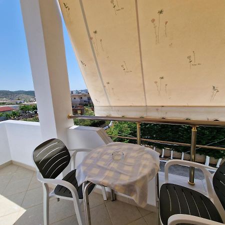 Harizi Apartments Ксамил Екстериор снимка