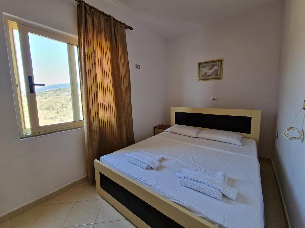 Harizi Apartments Ксамил Екстериор снимка