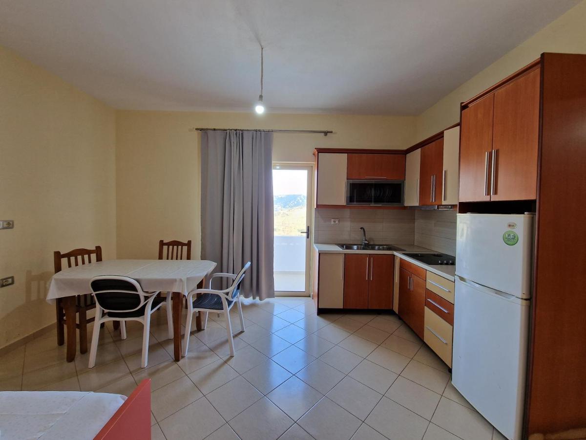 Harizi Apartments Ксамил Екстериор снимка